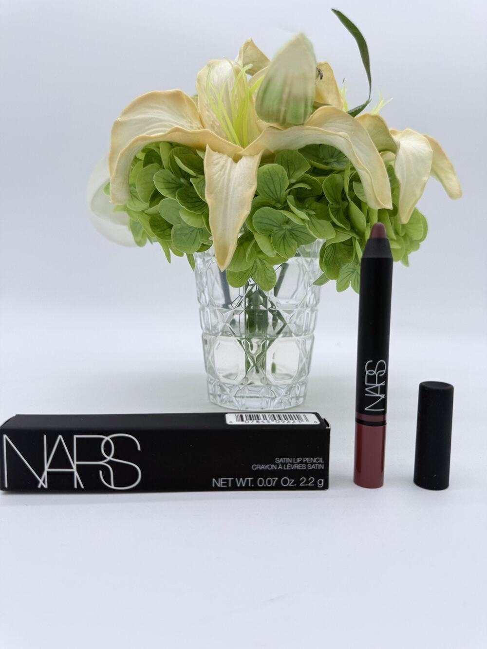 NARS Satin Matte Lip Pencil Bansar 2.2g / 0.07oz Full Size